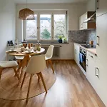 شقة Apartement Lendside Am Wulfenia Kino In 5 Minuten Am See