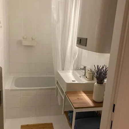 Apartment In Bestlage Klagenfurt am Woerthersee