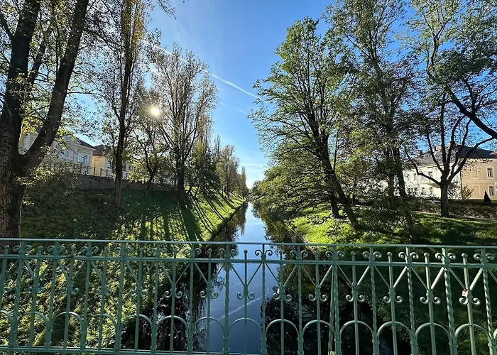 Apartement Lendside Am Wulfenia Kino In 5 Minuten Am See Lägenhet *
