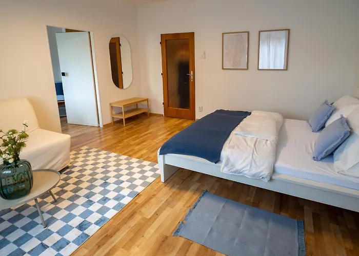 Lägenhet Apartement Lendside Am Wulfenia Kino In 5 Minuten Am See